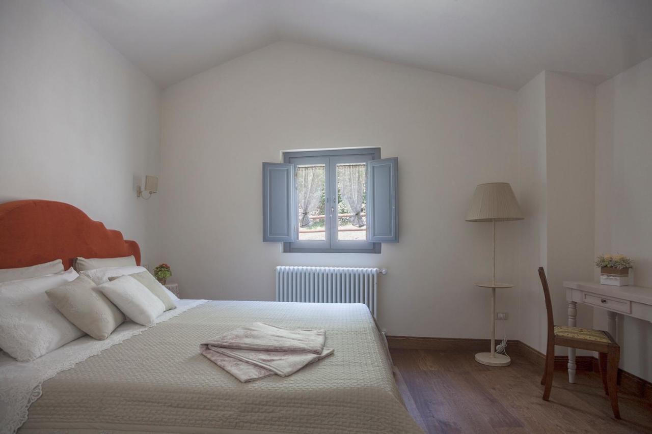 Podere La Contessa B&B Prato  Buitenkant foto